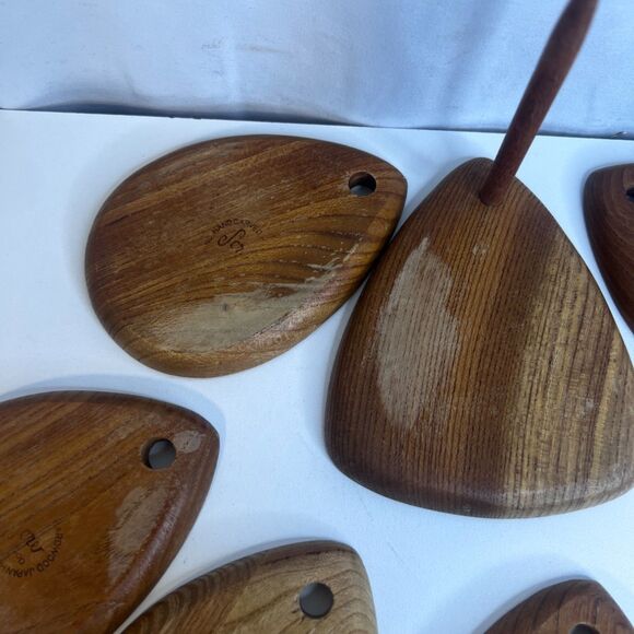 VTG Sere Wooden Cork Coaster Set of 7 w/ Holder MCM Stacked Teardrop Barware - Picture 8 of 16